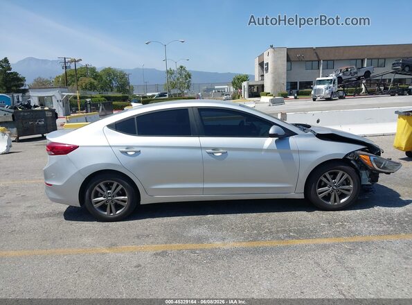 5NPD84LF3JH231870 2018 HYUNDAI ELANTRA Silver Սալոնի 360 աստիճան տեսք