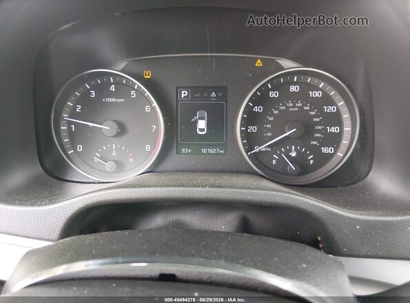 5NPD84LF3JH249009 2018 HYUNDAI ELANTRA Red Вид задніх сидінь