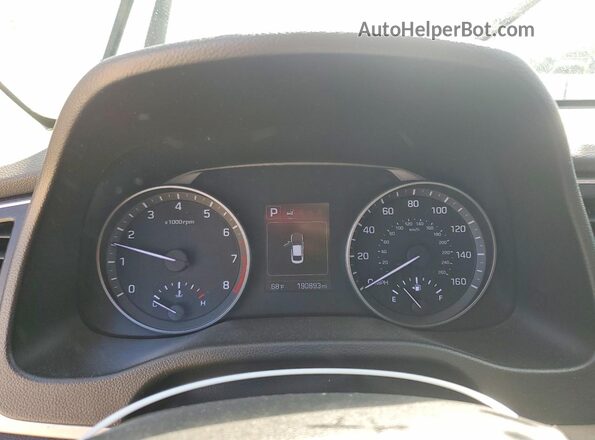 5NPD84LF3JH292054 2018 HYUNDAI ELANTRA White ხელსაწყოთა პანელის ხედი