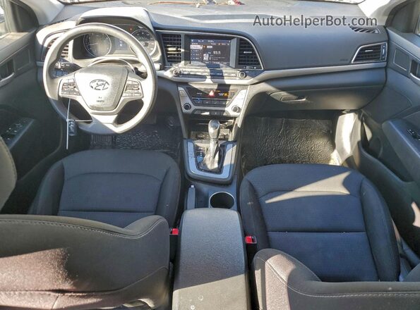 5NPD84LF3JH309743 2018 HYUNDAI ELANTRA Белый Вид панели приборов