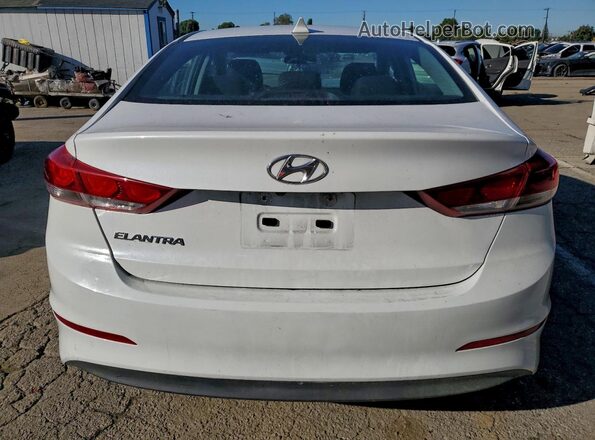 5NPD84LF3JH309743 2018 HYUNDAI ELANTRA Белый Вид сзади