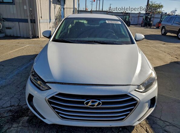 5NPD84LF3JH309743 2018 HYUNDAI ELANTRA Белый Вид спереди