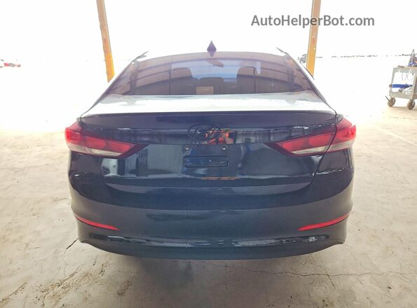 5NPD84LF3JH320774 2018 HYUNDAI ELANTRA Белый Вид сзади