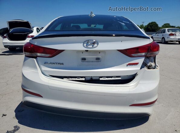 5NPD84LF3JH331273 2018 HYUNDAI ELANTRA Белый Вид сзади