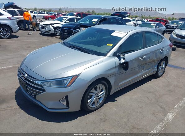 5NPD84LF3LH573256 2020 HYUNDAI ELANTRA Silver Vista tres cuartos delantera izquierda
