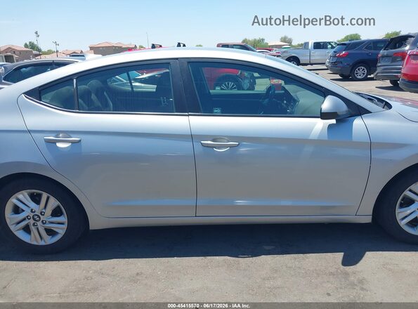 5NPD84LF3LH573256 2020 HYUNDAI ELANTRA Silver Vista interior trasera