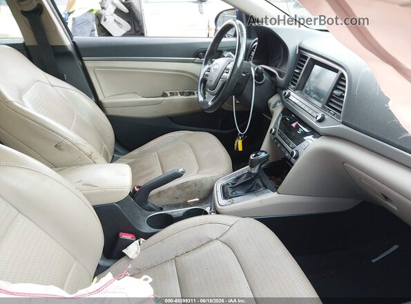 5NPD84LF4HH022776 2017 HYUNDAI ELANTRA Black Սալոնի դիմացի տեսք