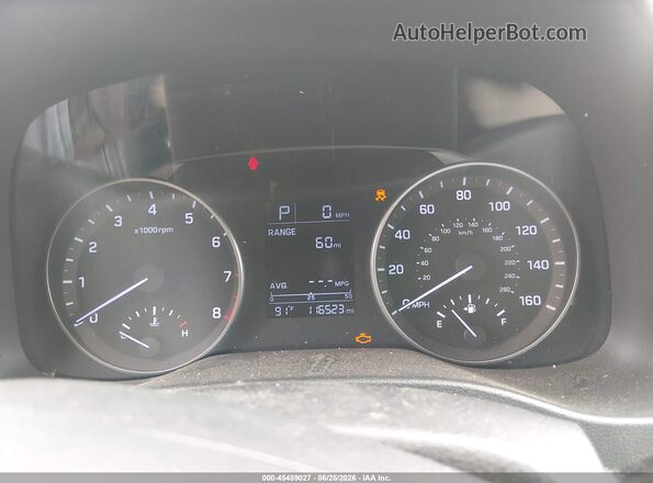 5NPD84LF4HH123137 2017 HYUNDAI ELANTRA Red Widok tylnych siedzeń