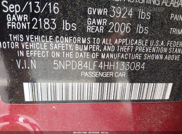 5NPD84LF4HH133084 2017 HYUNDAI ELANTRA Red Widok komory silnika