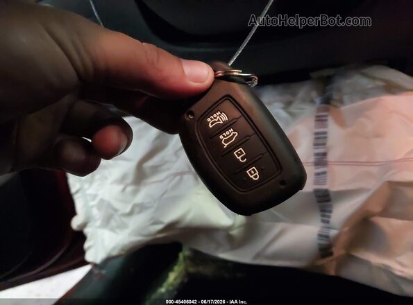 5NPD84LF4HH173858 2017 HYUNDAI ELANTRA Red Вид панелі приладів