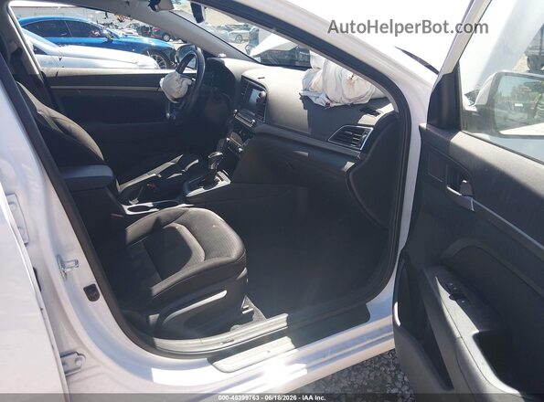 5NPD84LF4JH242358 2018 HYUNDAI ELANTRA White 