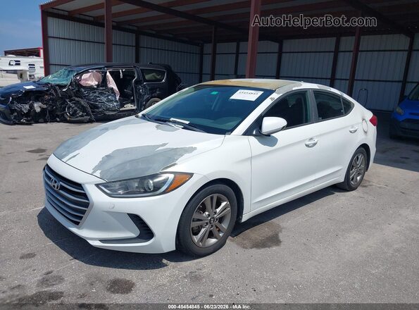 5NPD84LF4JH269477 2018 HYUNDAI ELANTRA White Front left