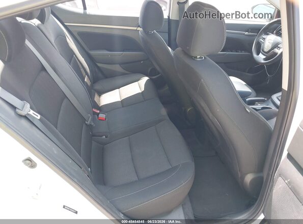 5NPD84LF4JH269477 2018 HYUNDAI ELANTRA White VIN sticker view