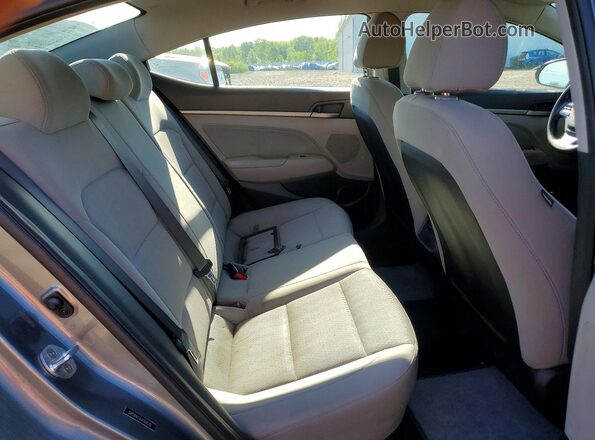 5NPD84LF4JH300520 2018 HYUNDAI ELANTRA Gray Rear seats view