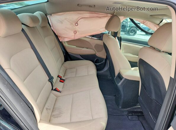 5NPD84LF4JH345361 2018 HYUNDAI ELANTRA Black Հետևի նստատեղերի տեսք
