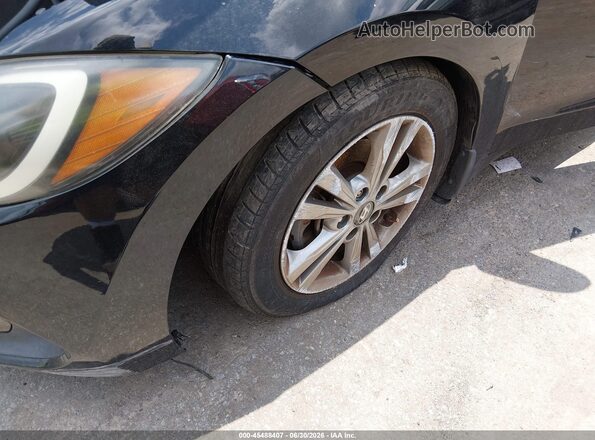 5NPD84LF4JH361074 2018 HYUNDAI ELANTRA Black Դիմացի տեսք