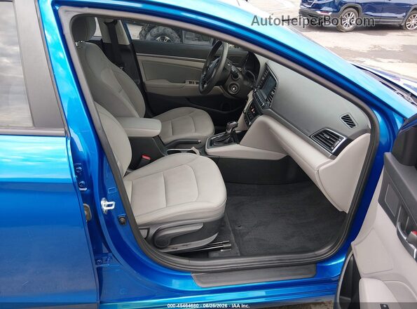 5NPD84LF4JH382023 2018 HYUNDAI ELANTRA Blue Vista interior delantera