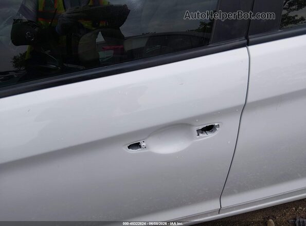 5NPD84LF4KH481877 2019 HYUNDAI ELANTRA Белый Вид спереди