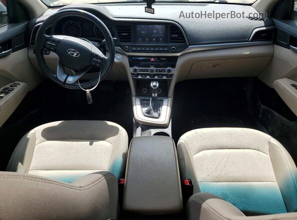 5NPD84LF4LH537009 2020 HYUNDAI ELANTRA Белый Вид панели приборов
