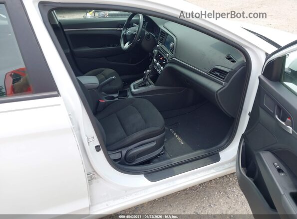 5NPD84LF4LH619337 2020 HYUNDAI ELANTRA Белый Вид салона спереди