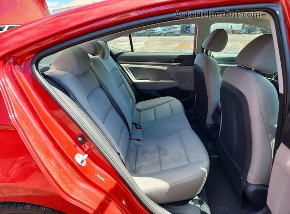 5NPD84LF5HH003301 2017 HYUNDAI ELANTRA Red Vista de los asientos traseros