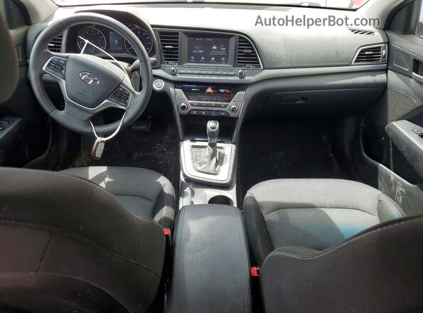 5NPD84LF5HH118965 2017 HYUNDAI ELANTRA Red Вид панелі приладів