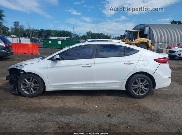 5NPD84LF5HH121042 2017 HYUNDAI ELANTRA White 