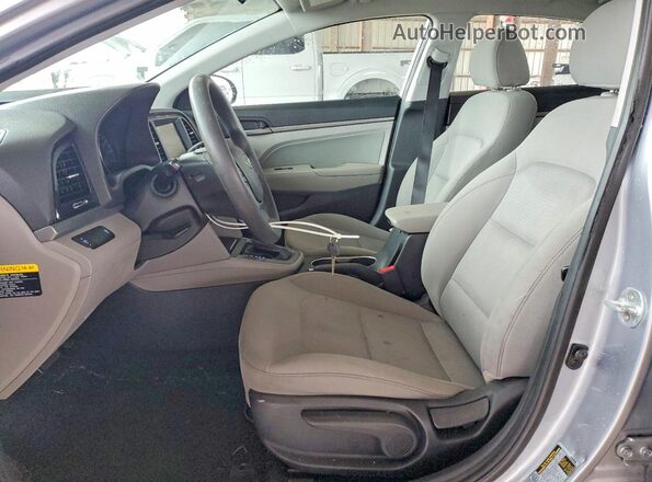 5NPD84LF5HH210965 2017 HYUNDAI ELANTRA Серебряный 