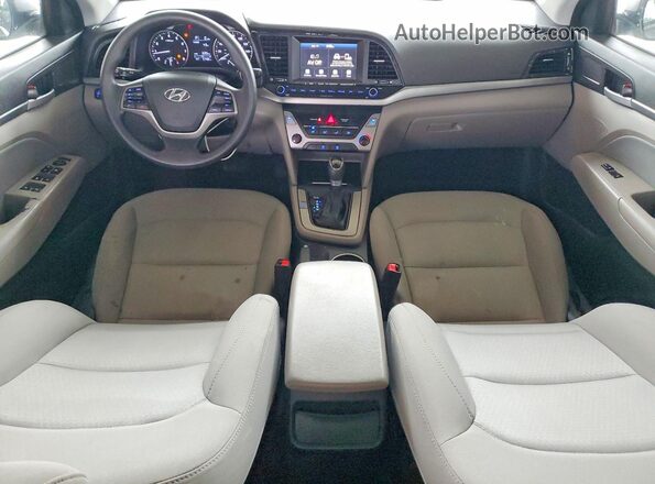 5NPD84LF5HH210965 2017 HYUNDAI ELANTRA Серебряный 