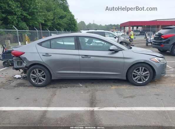 5NPD84LF5JH241848 2018 HYUNDAI ELANTRA Gray Rear interior view