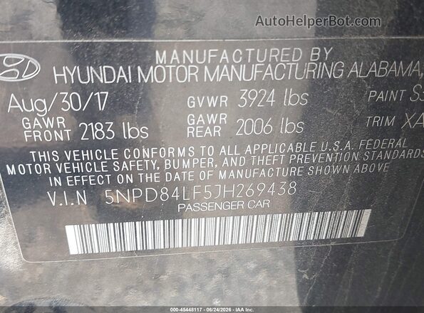 5NPD84LF5JH269438 2018 HYUNDAI ELANTRA Black Widok komory silnika