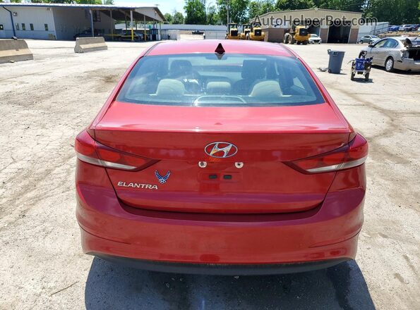 5NPD84LF5JH295070 2018 HYUNDAI ELANTRA Red Հետևի տեսք