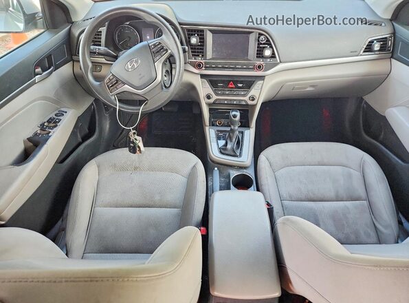 5NPD84LF5JH296204 2018 HYUNDAI ELANTRA Silver 