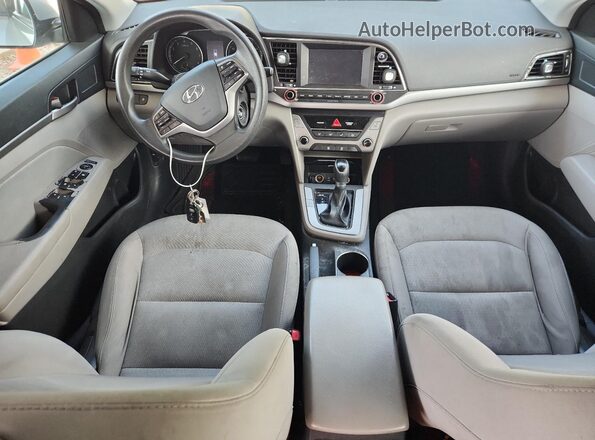 5NPD84LF5JH296204 2018 HYUNDAI ELANTRA Silver 