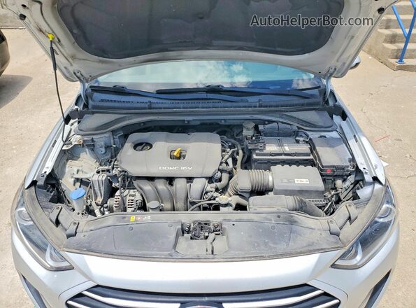 5NPD84LF5JH311798 2018 HYUNDAI ELANTRA Silver Vista interior trasera