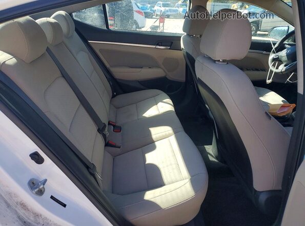 5NPD84LF5KH454350 2019 HYUNDAI ELANTRA White Widok tylnych siedzeń