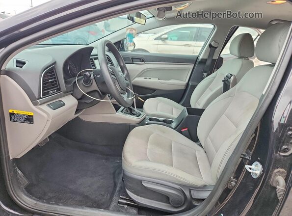 5NPD84LF6HH051518 2017 HYUNDAI ELANTRA Black Front interior view