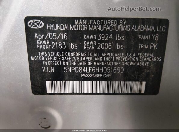 5NPD84LF6HH051650 2017 HYUNDAI ELANTRA Gray Vista del compartimento del motor