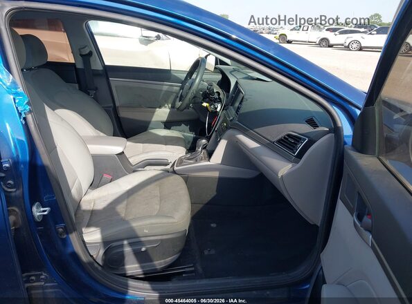 5NPD84LF6HH066133 2017 HYUNDAI ELANTRA Blue Vista interior delantera