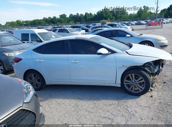 5NPD84LF6HH116481 2017 HYUNDAI ELANTRA White Սալոնի 360 աստիճան տեսք