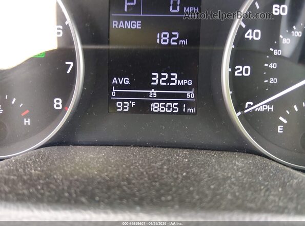 5NPD84LF6HH128856 2017 HYUNDAI ELANTRA Red 