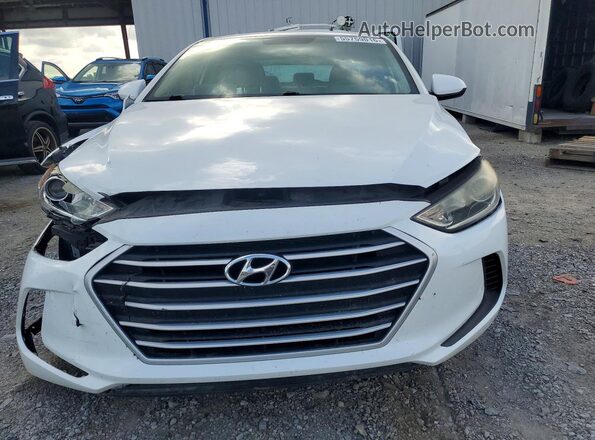 5NPD84LF6JH215453 2018 HYUNDAI ELANTRA White Front view
