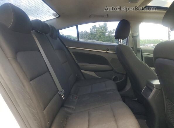 5NPD84LF6JH224217 2018 HYUNDAI ELANTRA Silver 