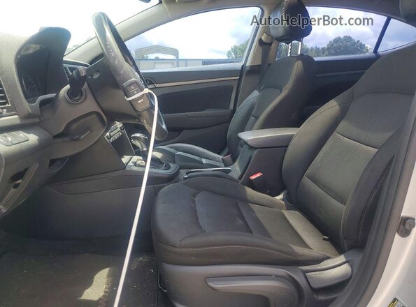 5NPD84LF6JH224217 2018 HYUNDAI ELANTRA Silver 