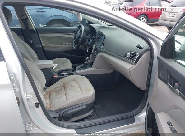 5NPD84LF6JH246525 2018 HYUNDAI ELANTRA Silver Front interior view