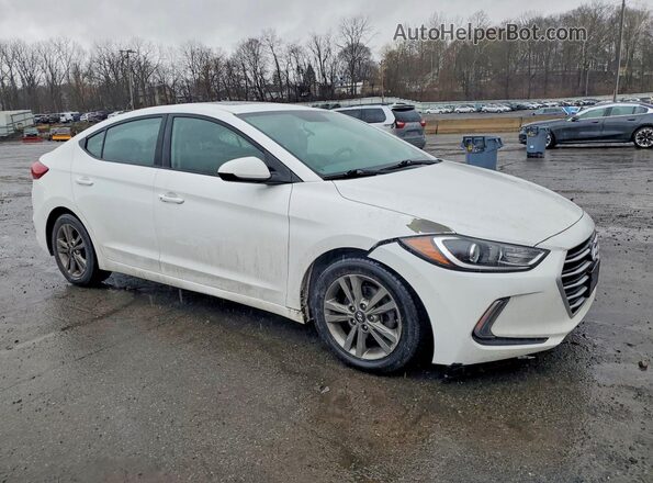5NPD84LF6JH253295 2018 HYUNDAI ELANTRA Белый Передняя правая четверть