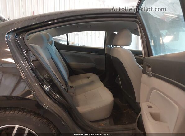 5NPD84LF6JH347211 2018 HYUNDAI ELANTRA Black 
