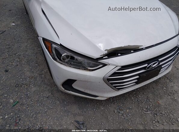 5NPD84LF6JH363781 2018 HYUNDAI ELANTRA Белый Вид спереди