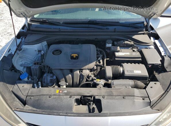 5NPD84LF6KH404122 2019 HYUNDAI ELANTRA Silver Widok wnętrza z tyłu