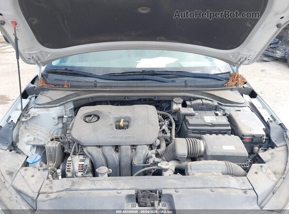 5NPD84LF6KH469553 2019 HYUNDAI ELANTRA Серебряный Вид сзади